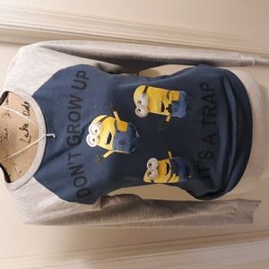 A cute despicable me sweater❤